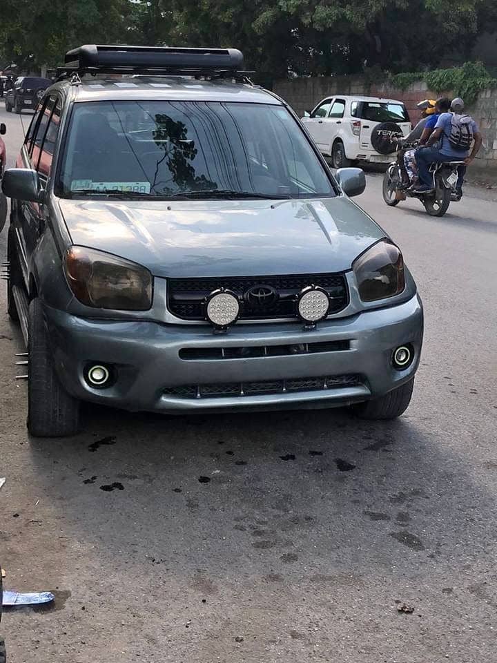 Toyota RAV4 2005 manuel 4x4