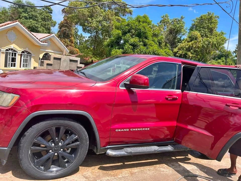 Jeep Grand Cherokee 2012 V8 automatique 4x4