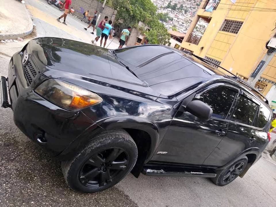 Toyota RAV4 2007 — automatique 4x4