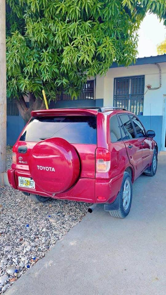 Toyota RAV4 2002 — automatique