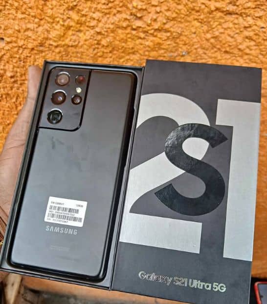 Samsung Galaxy S21 Ultra 5G 128GB neuf — Port-au-Prince