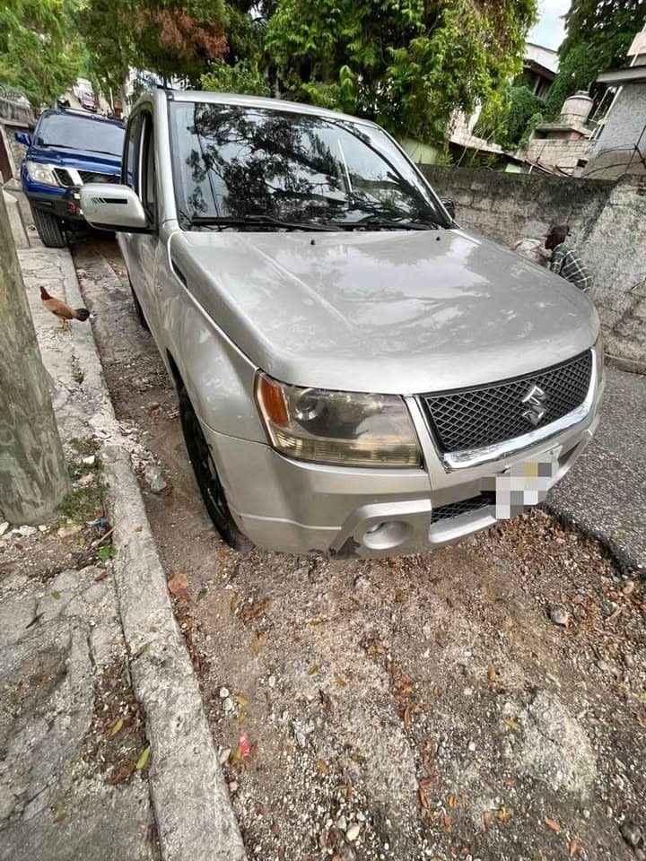 Suzuki Grand Vitara 2008 V6 automatique 4x4